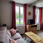 بيت للعطل Appart' Nature L'escale - Saintes - Calme, Piscine, Parking, Terrasse