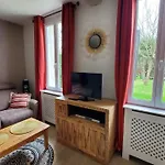 بيت للعطل Appart' Nature L'escale - Saintes - Calme, Piscine, Parking, Terrasse *