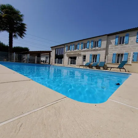 Appart' Nature L'escale - Saintes - Calme, Piscine, Parking, Terrasse Chaniers