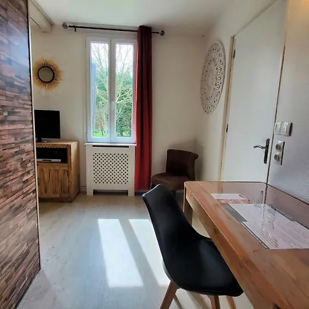 Appart' Nature L'escale - Saintes - Calme, Piscine, Parking, Terrasse