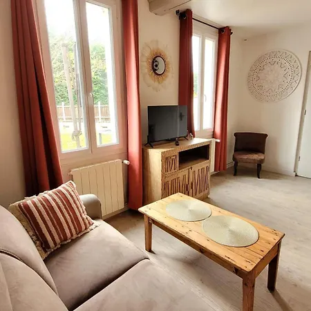 Appart' Nature L'escale - Saintes - Calme, Piscine, Parking, Terrasse
