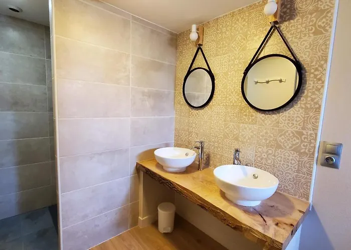 Appart' Nature L'escale - Saintes - Calme, Piscine, Parking, Terrasse 別荘 *