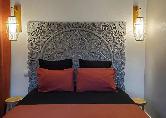 Appart' Nature L'escale - Saintes - Calme, Piscine, Parking, Terrasse *