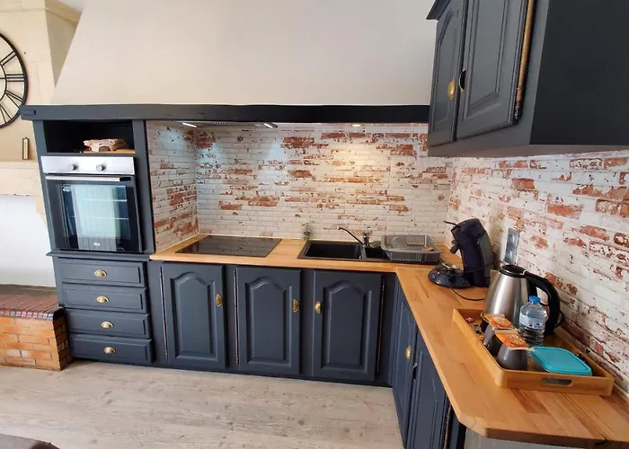 Appart' Nature L'escale - Saintes - Calme, Piscine, Parking, Terrasse *