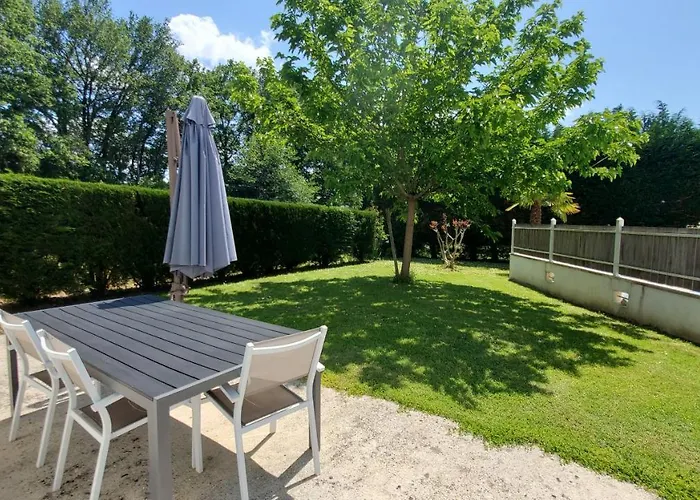 Appart' Nature L'escale - Saintes - Calme, Piscine, Parking, Terrasse *